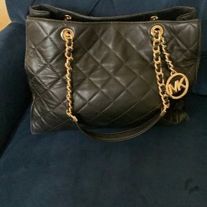 Michael kors tote handbag leather